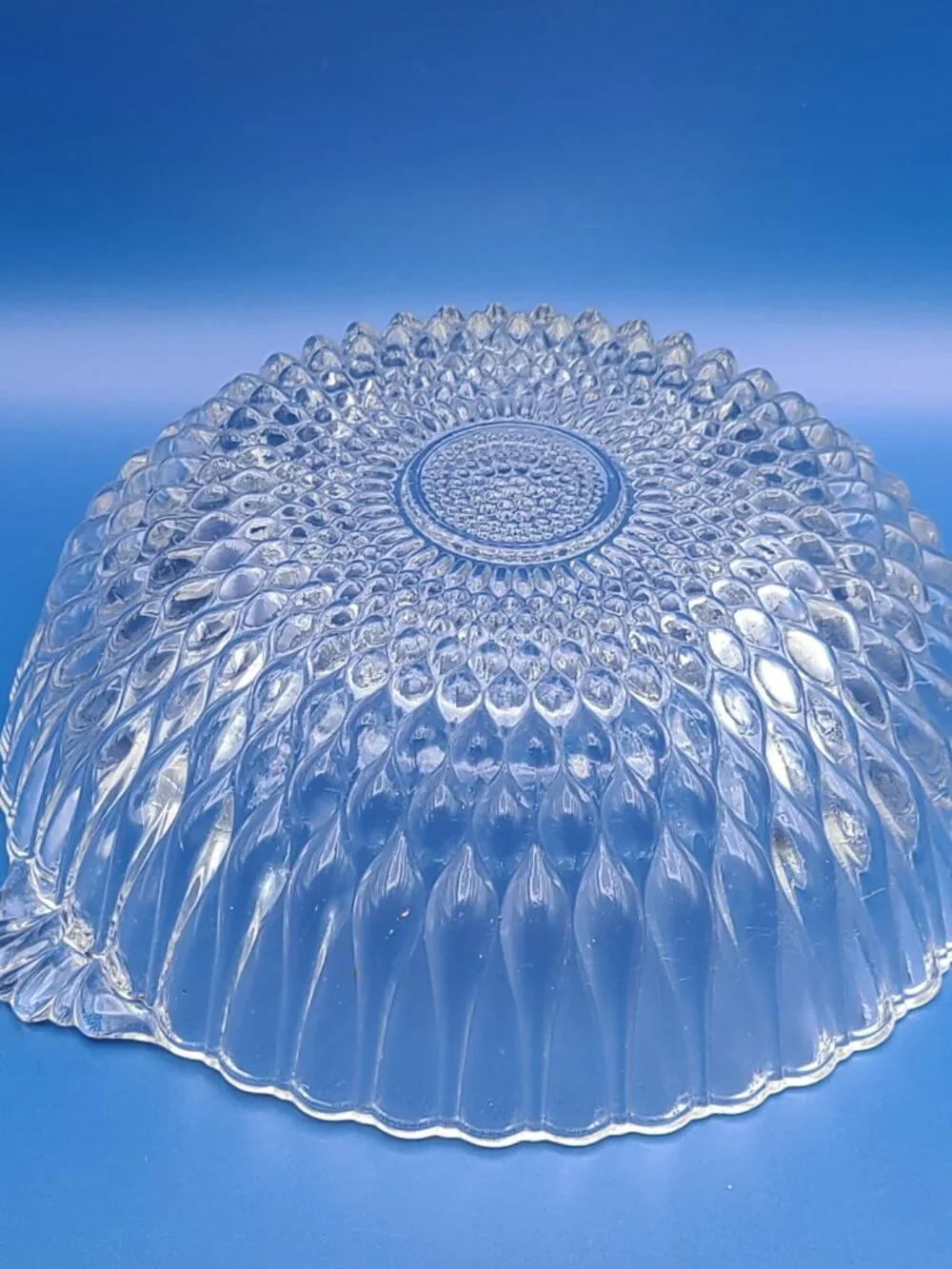 Anchor Hocking Vintage Teardrop Hobnail Handled Serving Bowl 8
